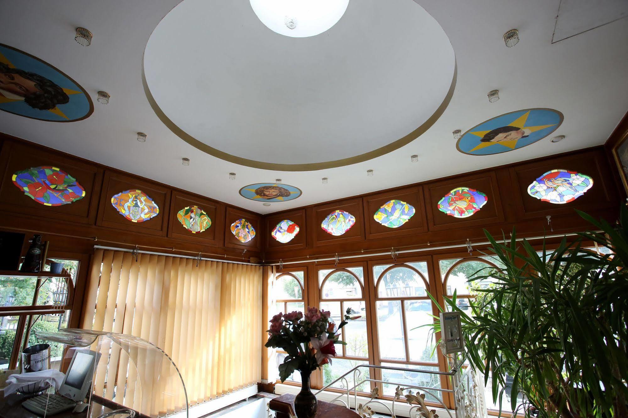 Hoeckner Plaza Hotel Attnang-Puchheim Extérieur photo